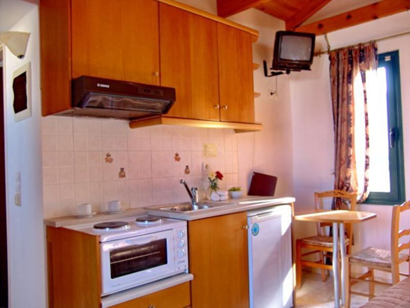 Irida Apartments Malia By Estia Extérieur photo