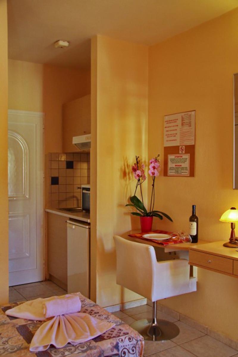 Irida Apartments Malia By Estia Extérieur photo