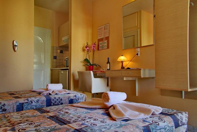 Irida Apartments Malia By Estia Extérieur photo