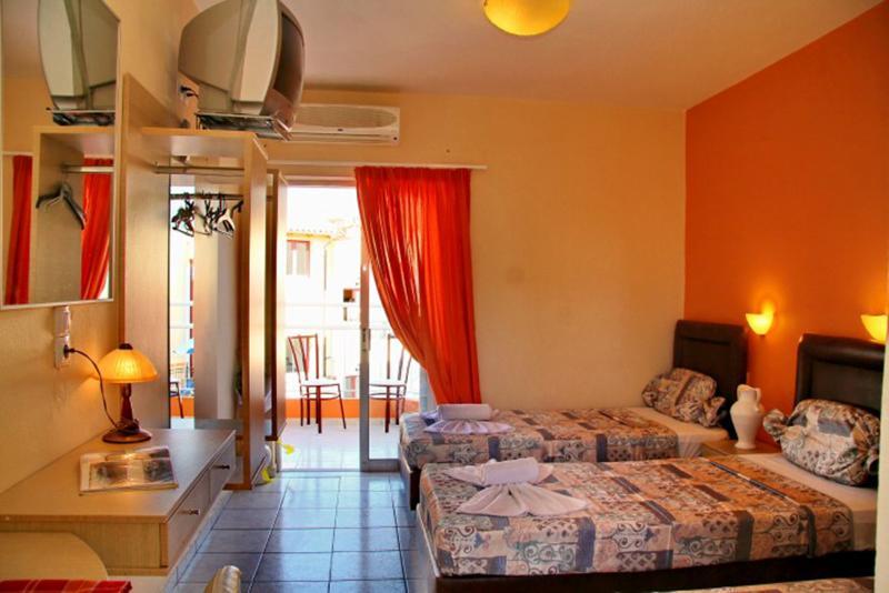 Irida Apartments Malia By Estia Extérieur photo